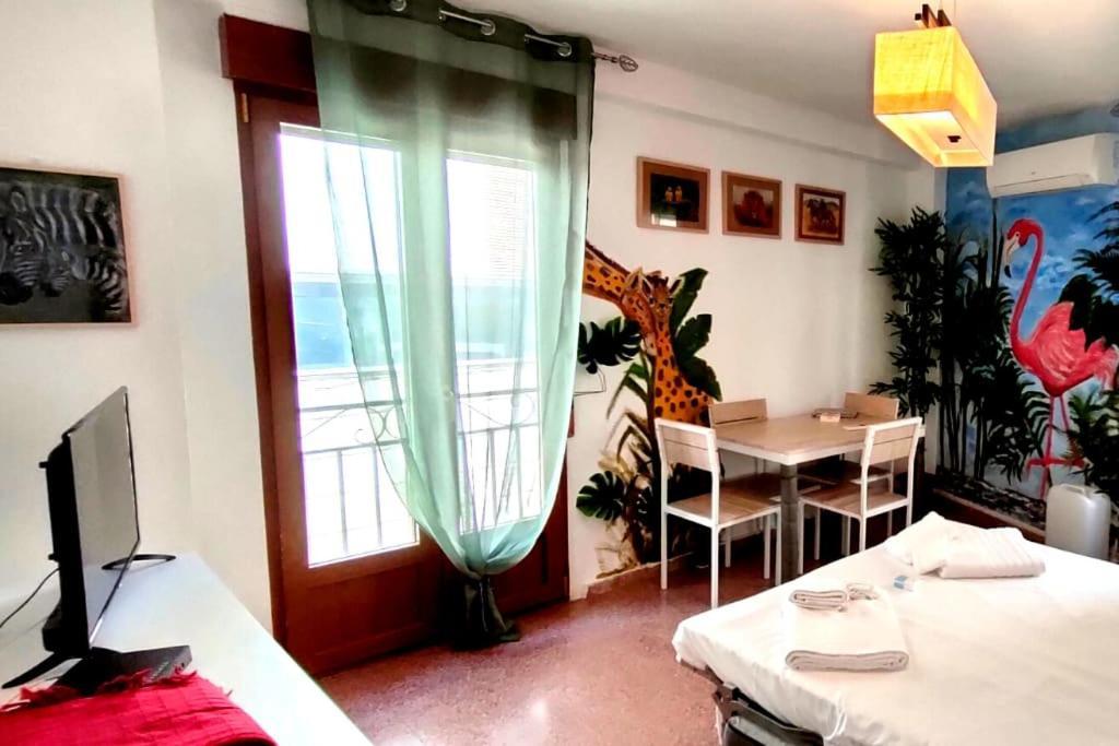 Apartamento En Zona De Ocio Casco Antiguo Аликанте Экстерьер фото